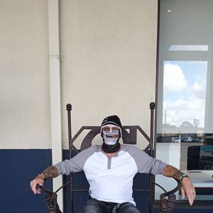 Meet your Posher, Michael